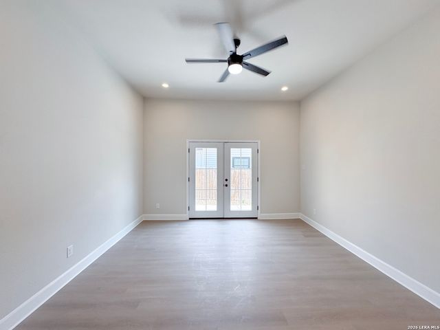 615 Virginia Blvd, San Antonio, TX 78203