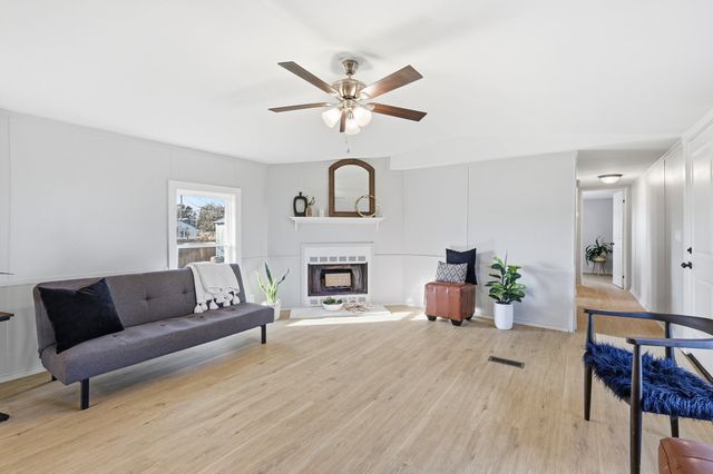 231 Seminole Trail, Weatherford, TX 76087