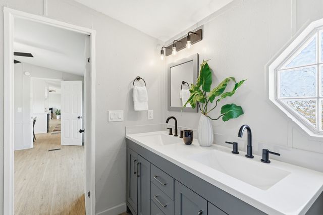 231 Seminole Trail, Weatherford, TX 76087