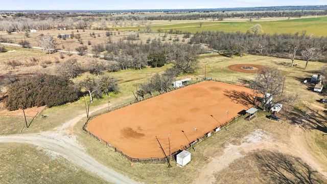 231 Seminole Trail, Weatherford, TX 76087