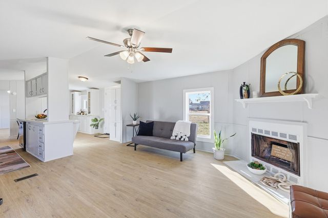 231 Seminole Trail, Weatherford, TX 76087