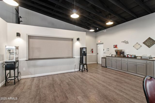 7807 E MAIN Street AA-8, Mesa, AZ 85207