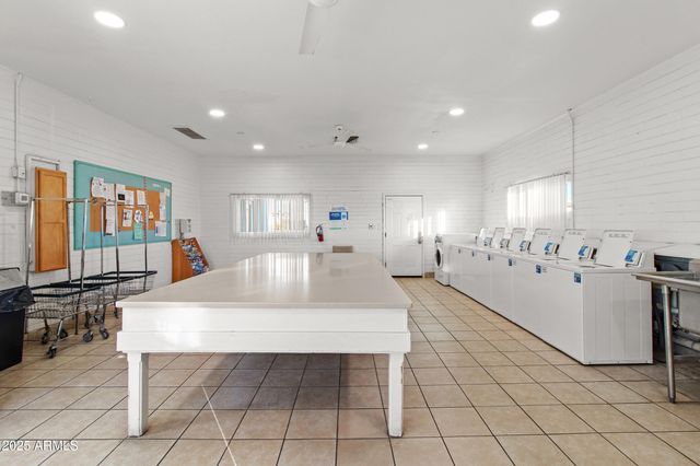 7807 E MAIN Street AA-8, Mesa, AZ 85207