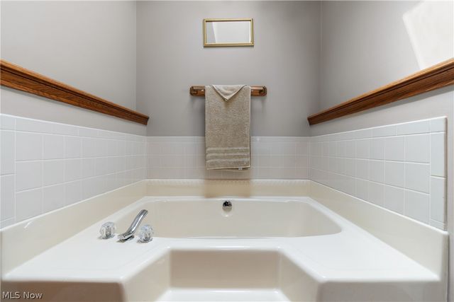 881 Dan Avenue, Canal Fulton, OH 44614