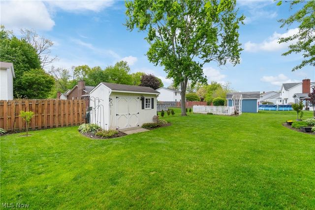 881 Dan Avenue, Canal Fulton, OH 44614