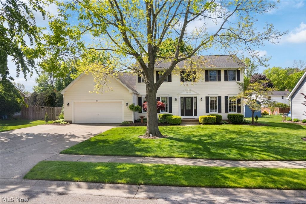 881 Dan Avenue, Canal Fulton, OH 44614