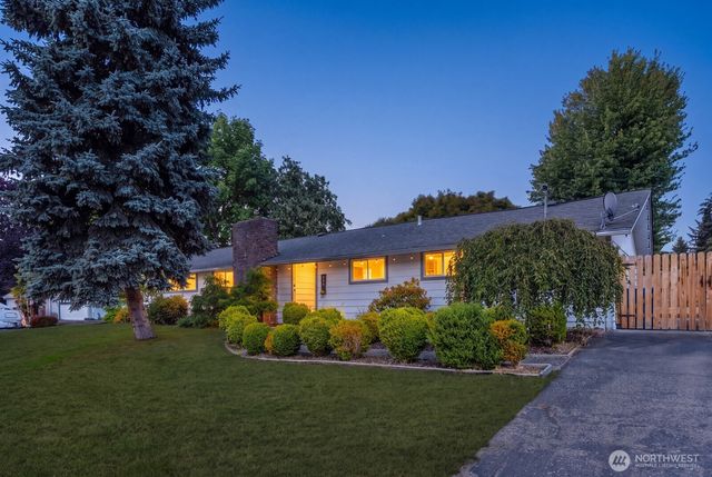 606 Crest Avenue, Kent, WA 98030