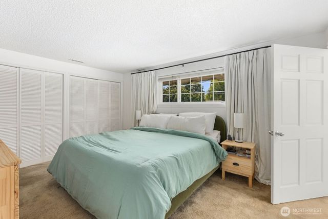 606 Crest Avenue, Kent, WA 98030