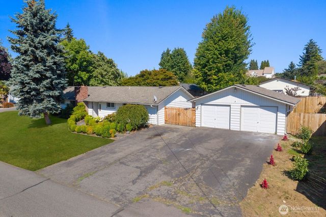 606 Crest Avenue, Kent, WA 98030