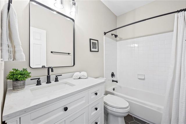 12940 Meridian Crossing, Alpharetta, GA 30005