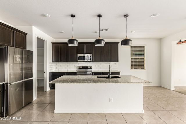 9548 E RAINBOW Avenue, Mesa, AZ 85212