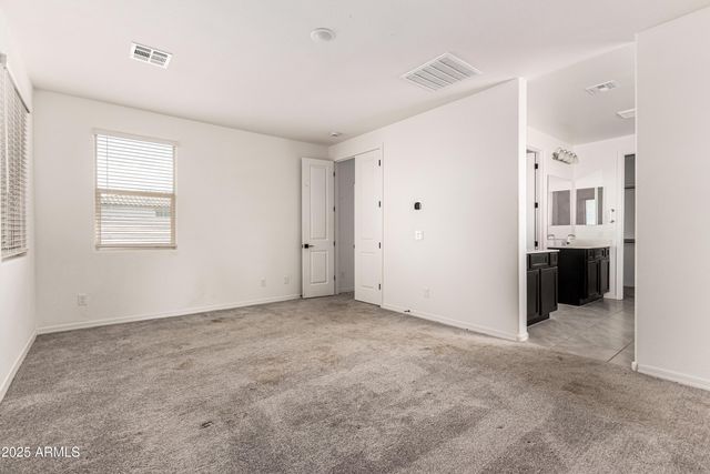 9548 E RAINBOW Avenue, Mesa, AZ 85212
