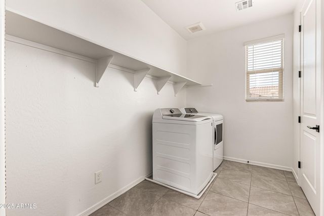 9548 E RAINBOW Avenue, Mesa, AZ 85212