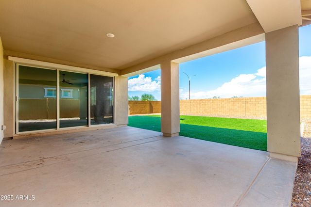 9548 E RAINBOW Avenue, Mesa, AZ 85212