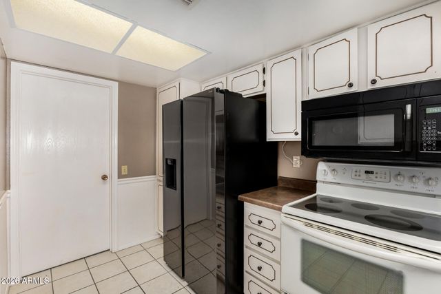 12832 W PEACH BLOSSOM Drive, Sun City West, AZ 85375