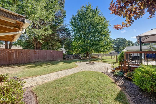 135 Durhams Trail, Reidsville, NC 27320