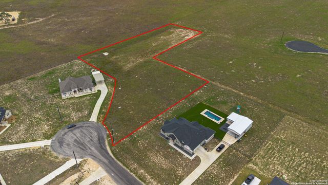 152 Summer Meadow, La Vernia, TX 78121