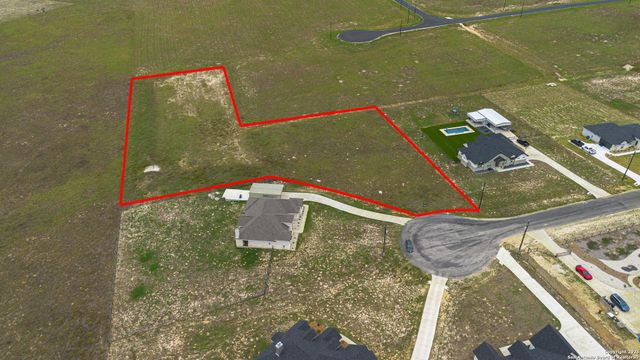 152 Summer Meadow, La Vernia, TX 78121