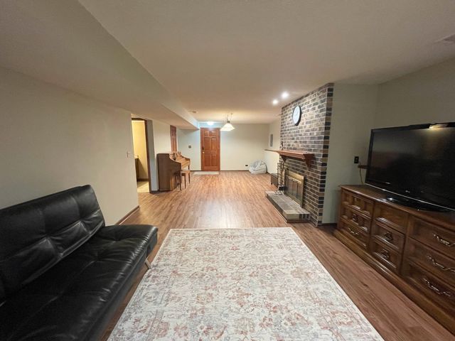 525 Ramblewood Court, Lake Zurich, IL 60047