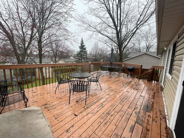 525 Ramblewood Court, Lake Zurich, IL 60047