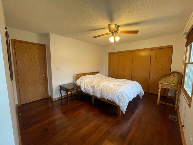 525 Ramblewood Court, Lake Zurich, IL 60047