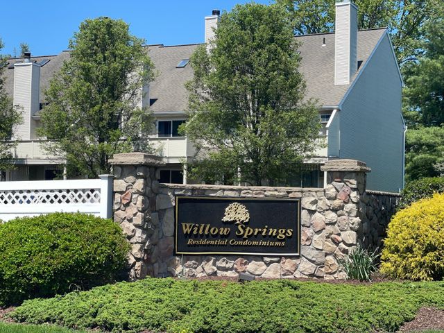 52 Willow Springs 52, New Milford, CT 06776