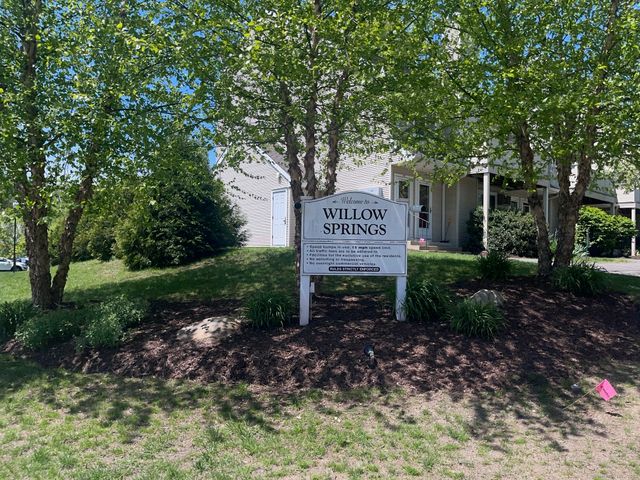 52 Willow Springs 52, New Milford, CT 06776