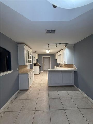 2701 N 45th Street, Mcallen, TX 78501