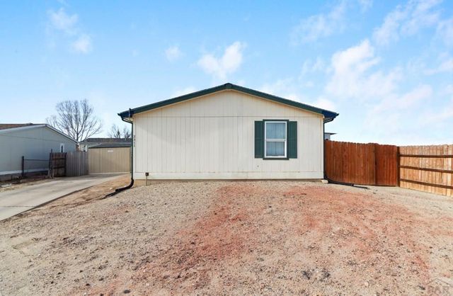 2311 Canyon River Court, Pueblo, CO 81003