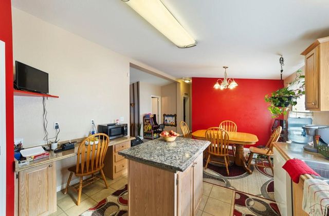 2311 Canyon River Court, Pueblo, CO 81003