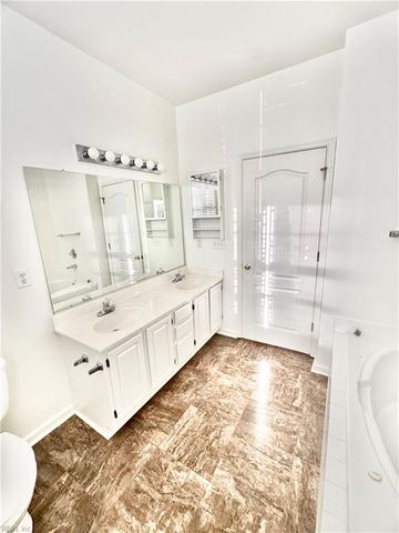 2027 Augusta CT, Suffolk, VA 23435