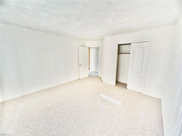 2027 Augusta CT, Suffolk, VA 23435