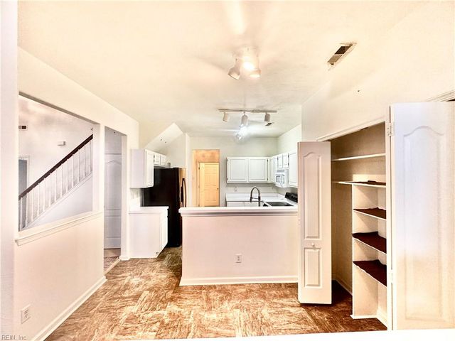 2027 Augusta CT, Suffolk, VA 23435