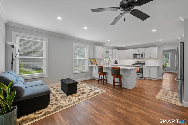 39 Jordan Lane, Colchester, CT 06415