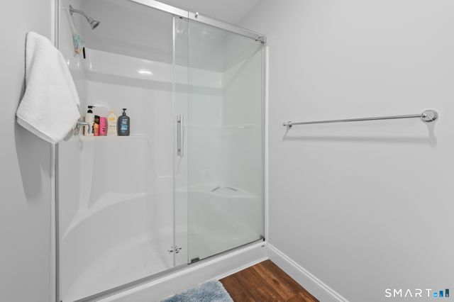 39 Jordan Lane, Colchester, CT 06415