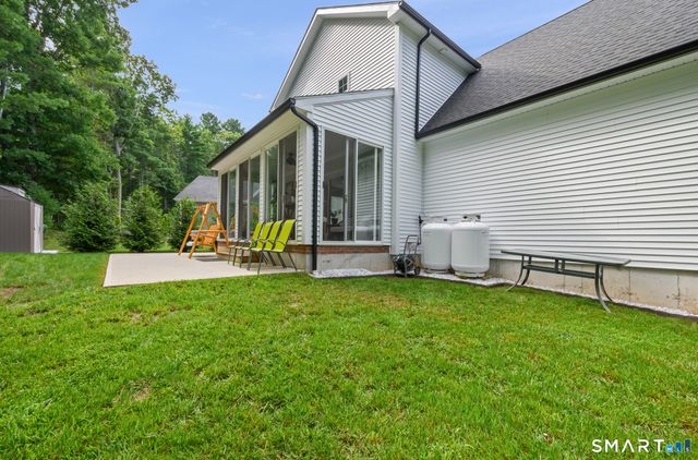 39 Jordan Lane, Colchester, CT 06415