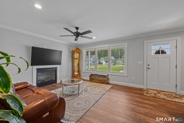 39 Jordan Lane, Colchester, CT 06415