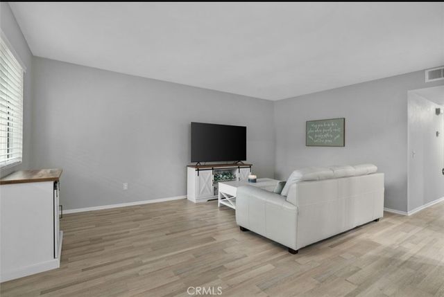 1411 Clemson way, Riverside, CA 92507