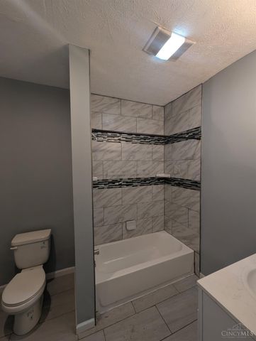 741 E Epworth Avenue, Cincinnati, OH 45232