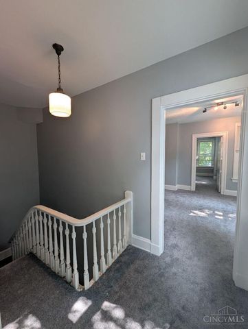 741 E Epworth Avenue, Cincinnati, OH 45232