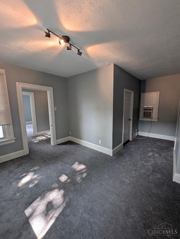 741 E Epworth Avenue, Cincinnati, OH 45232