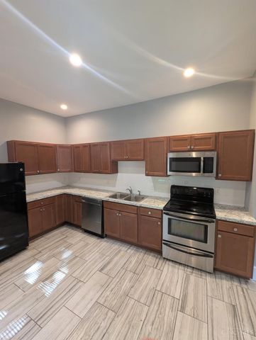 741 E Epworth Avenue, Cincinnati, OH 45232