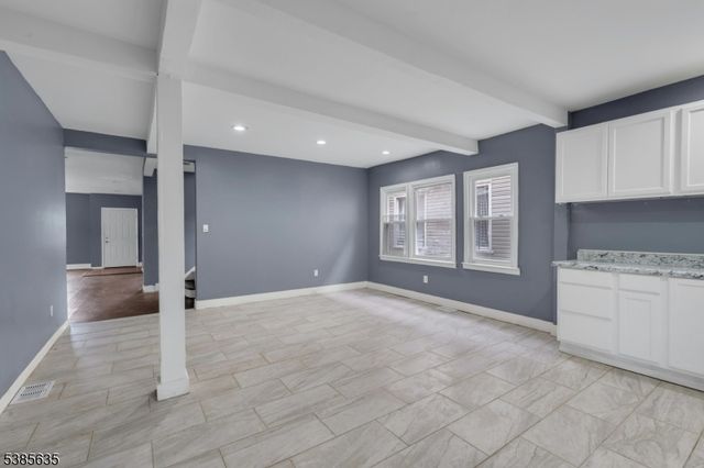 513 Sanford Ave, Newark City, NJ 07106