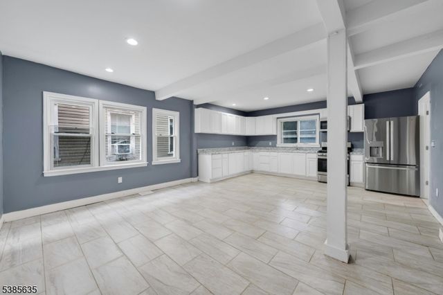 513 Sanford Ave, Newark City, NJ 07106