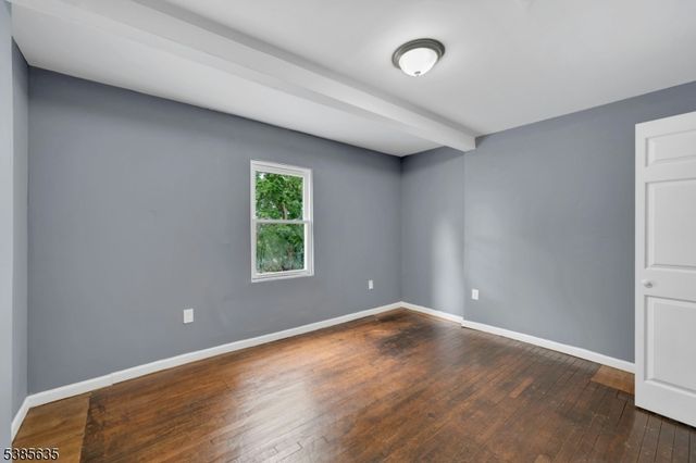 513 Sanford Ave, Newark City, NJ 07106