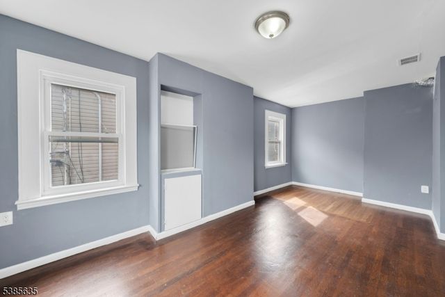 513 Sanford Ave, Newark City, NJ 07106