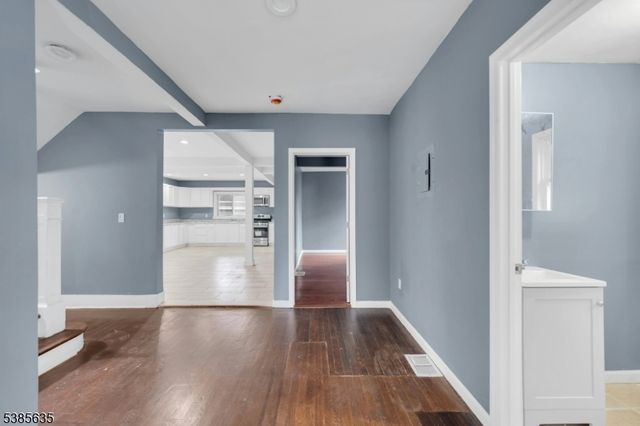 513 Sanford Ave, Newark City, NJ 07106