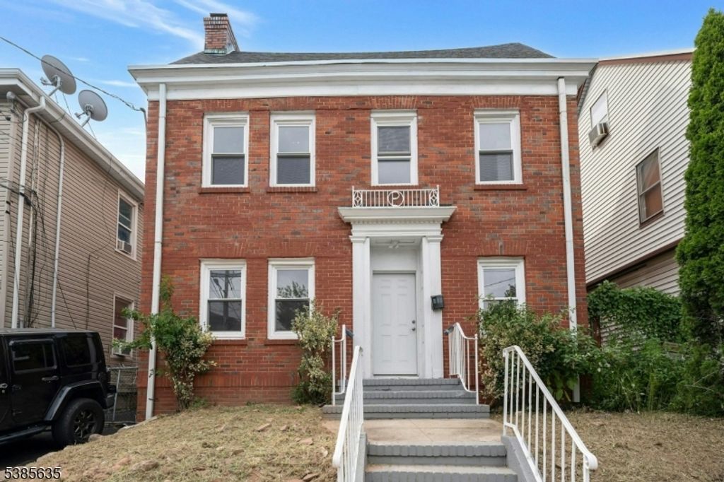 513 Sanford Ave, Newark City, NJ 07106