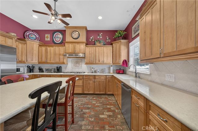 42761 Juniper, Murrieta, CA 92562