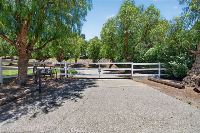 42761 Juniper, Murrieta, CA 92562